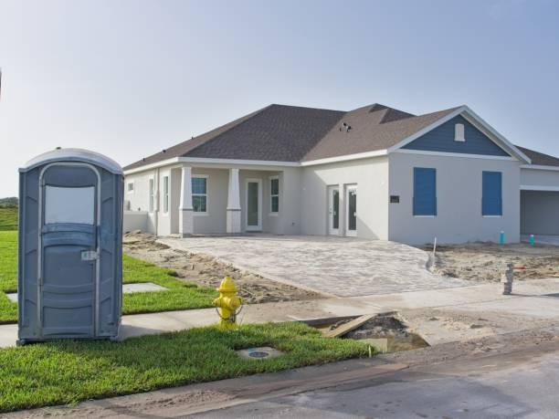 Best Portable toilet rental for construction  in Farmington, IL